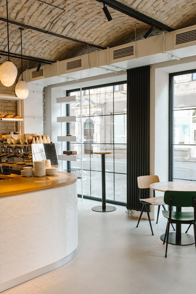 12 oriģinālas kafejnīcas Latvijā, kuras vērts apciemot - GoTrip ...